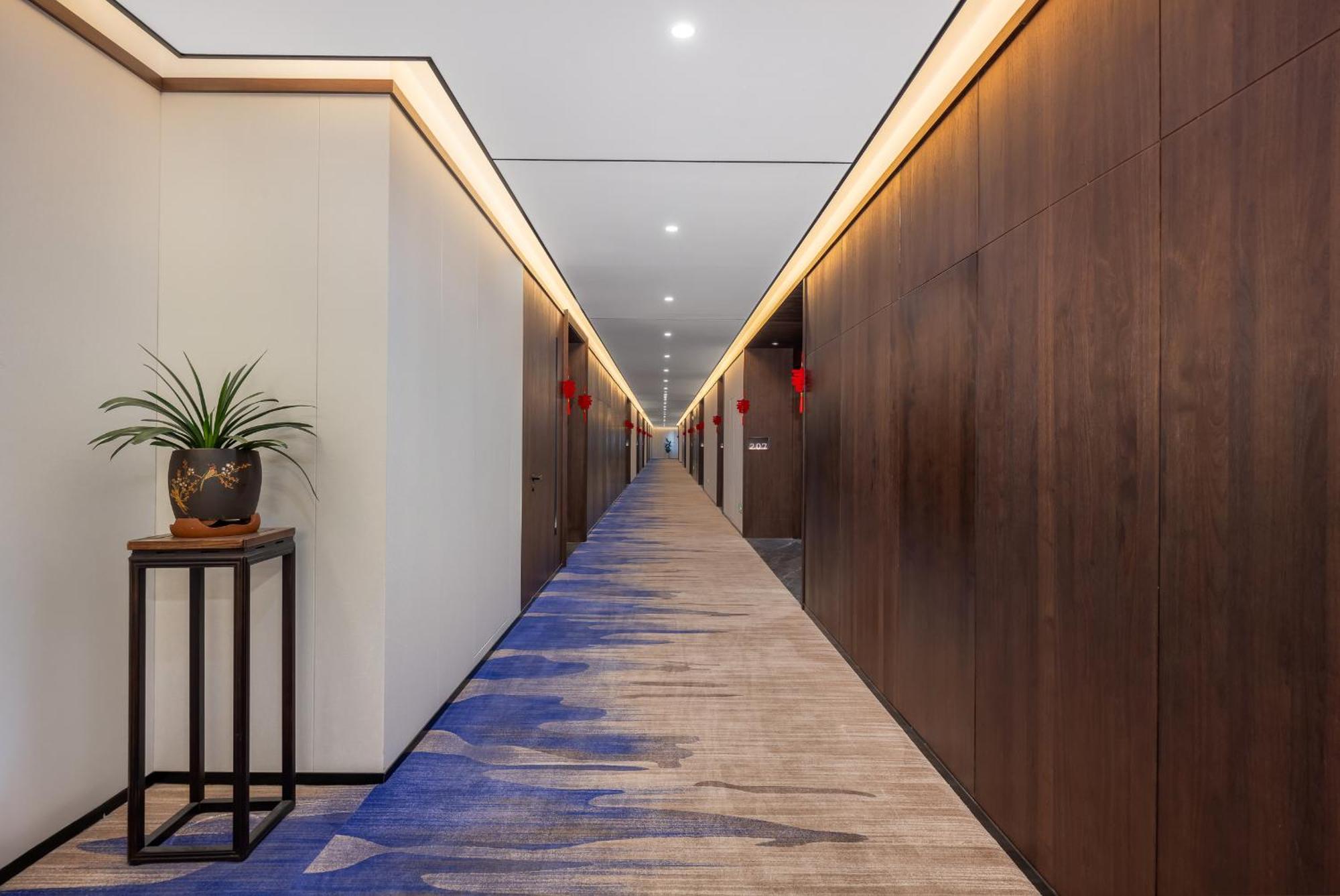 Holiday Inn Express Zhengzhou Airport By Ihg Xinzheng  Экстерьер фото
